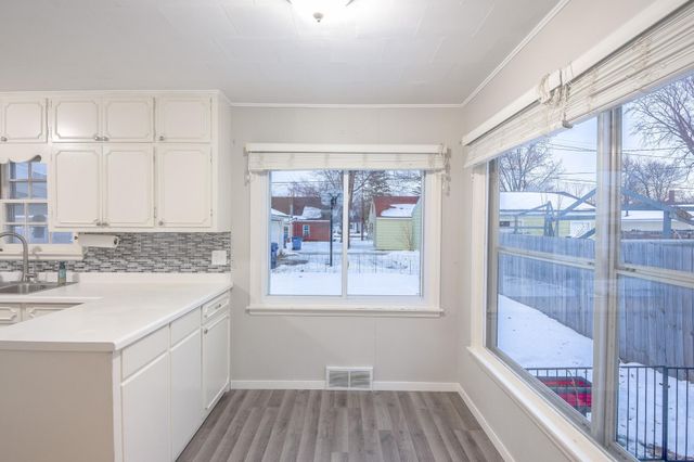 1252 10th Avenue N, Saint Cloud, MN 56303