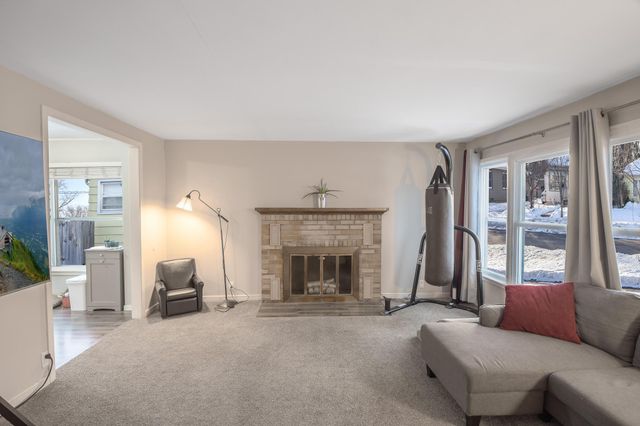 1252 10th Avenue N, Saint Cloud, MN 56303