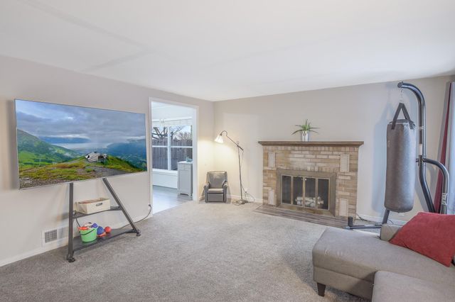 1252 10th Avenue N, Saint Cloud, MN 56303