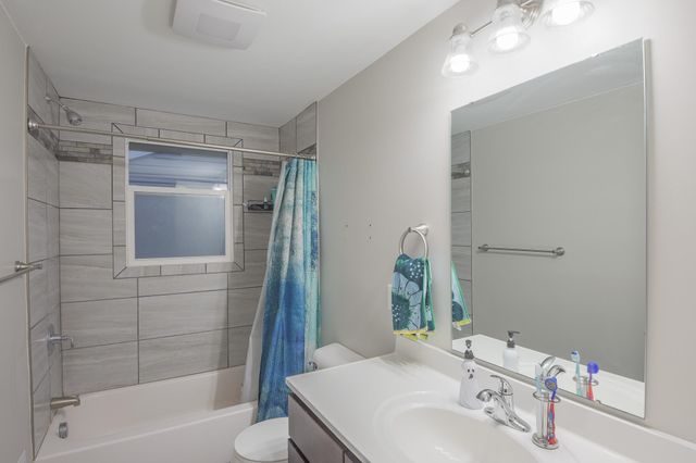 1252 10th Avenue N, Saint Cloud, MN 56303