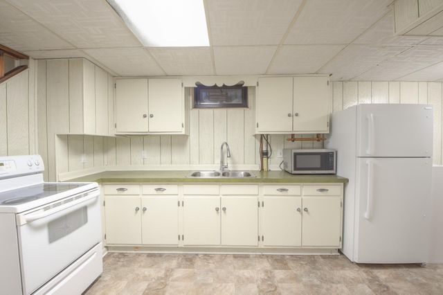 1252 10th Avenue N, Saint Cloud, MN 56303