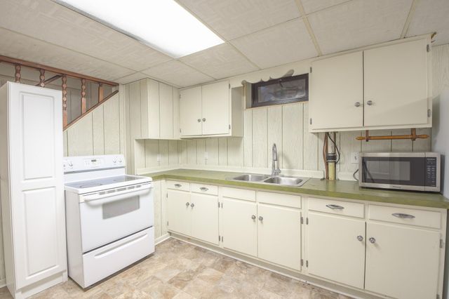 1252 10th Avenue N, Saint Cloud, MN 56303