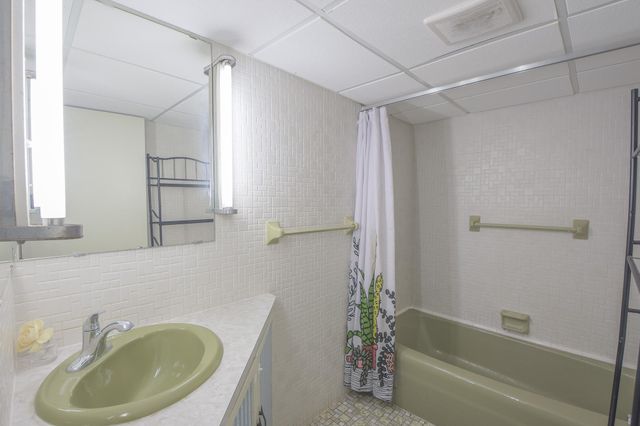 1252 10th Avenue N, Saint Cloud, MN 56303