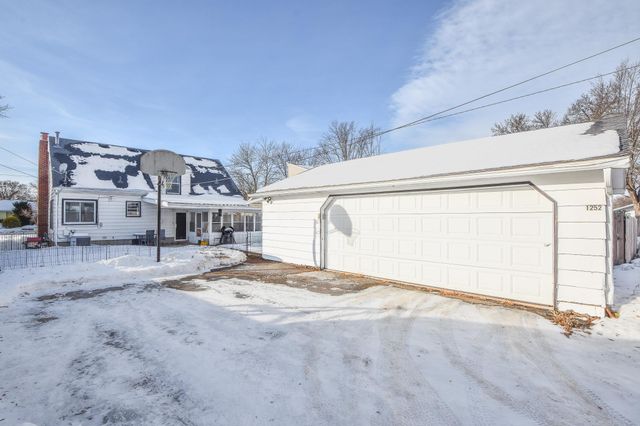 1252 10th Avenue N, Saint Cloud, MN 56303