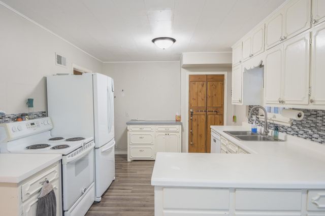 1252 10th Avenue N, Saint Cloud, MN 56303