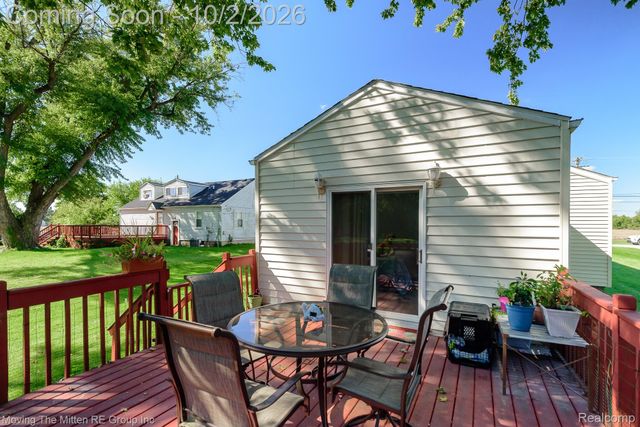 9075 Tuttle Hill Road, Augusta Charter Township, MI 48191