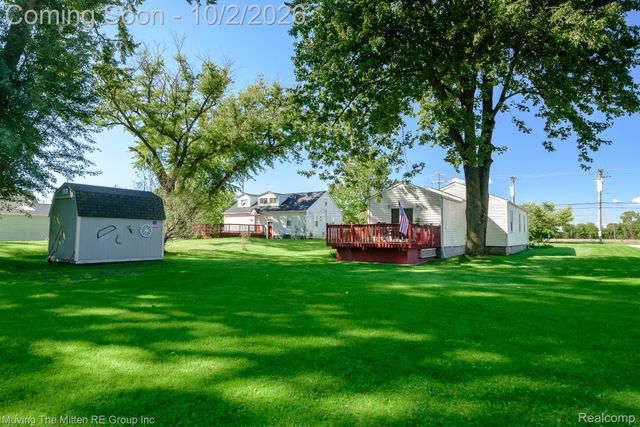 9075 Tuttle Hill Road, Augusta Charter Township, MI 48191