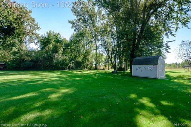 9075 Tuttle Hill Road, Augusta Charter Township, MI 48191