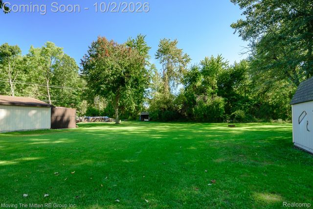9075 Tuttle Hill Road, Augusta Charter Township, MI 48191