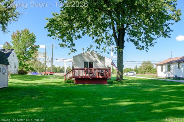 9075 Tuttle Hill Road, Augusta Charter Township, MI 48191