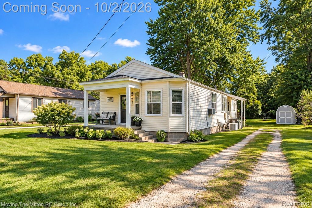 9075 Tuttle Hill Road, Augusta Charter Township, MI 48191