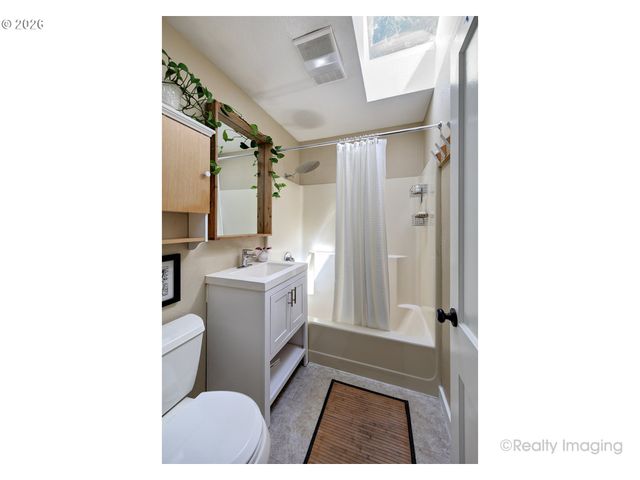 1112 Ne 113TH Ave, Portland, OR 97220