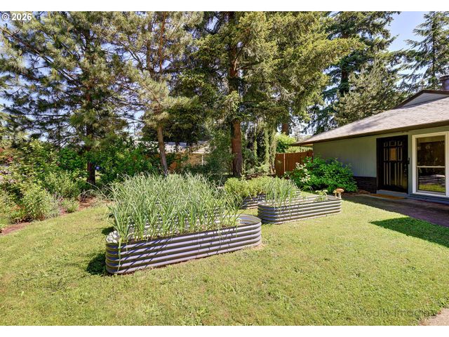 1112 Ne 113TH Ave, Portland, OR 97220