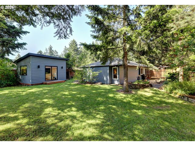 1112 Ne 113TH Ave, Portland, OR 97220