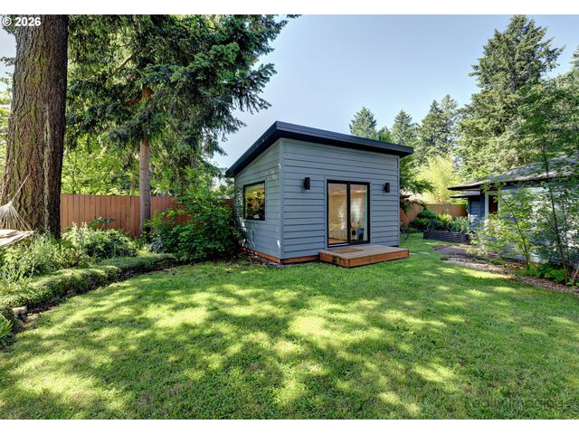 1112 Ne 113TH Ave, Portland, OR 97220