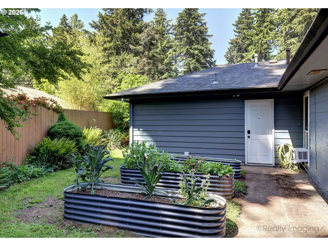 1112 Ne 113TH Ave, Portland, OR 97220