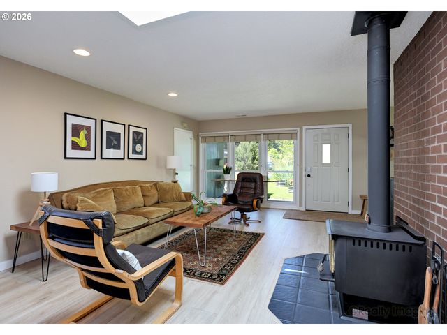 1112 Ne 113TH Ave, Portland, OR 97220