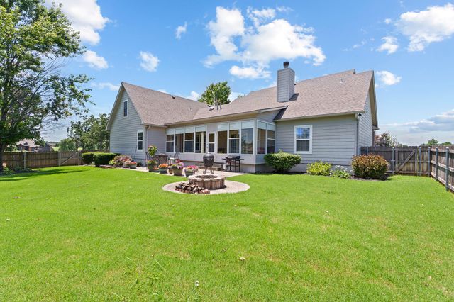 4975 Lake Breeze Road, Grove, OK 74344