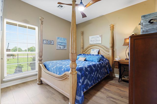 4975 Lake Breeze Road, Grove, OK 74344