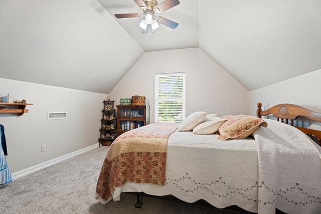 4975 Lake Breeze Road, Grove, OK 74344