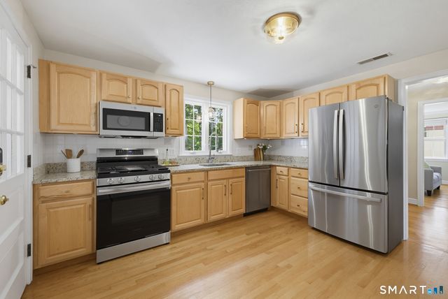 224 Spring Street, Manchester, CT 06040
