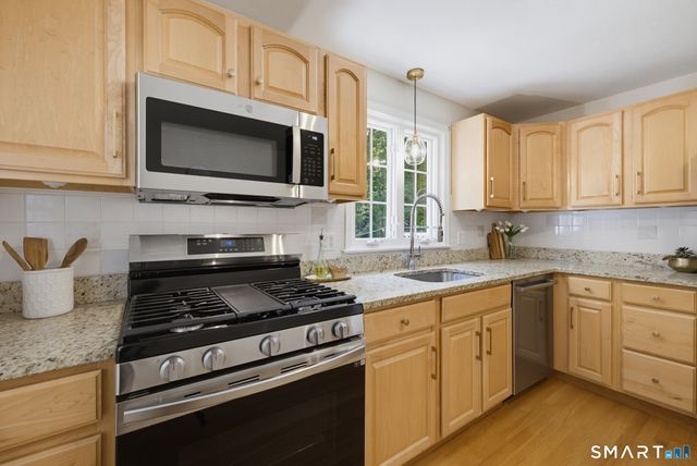224 Spring Street, Manchester, CT 06040