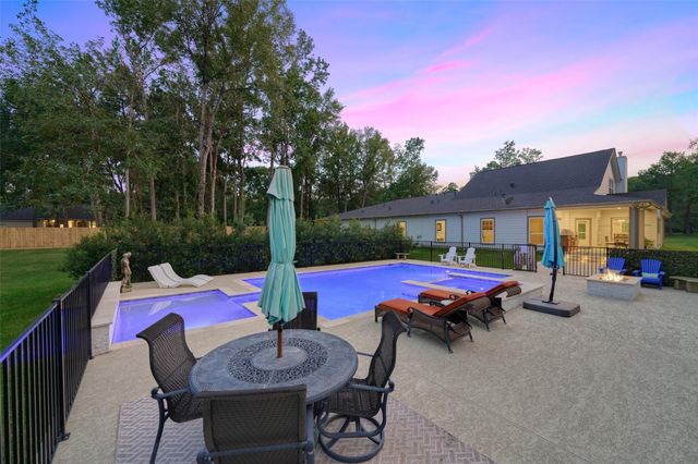 2218 Honea Egypt Road, Magnolia, TX 77354