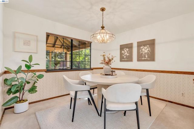 2280 Blackhawk Rd, Danville, CA 94506