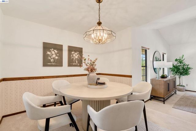 2280 Blackhawk Rd, Danville, CA 94506