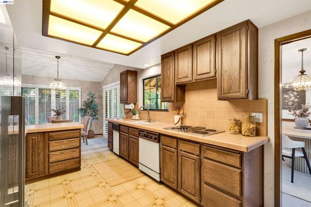 2280 Blackhawk Rd, Danville, CA 94506