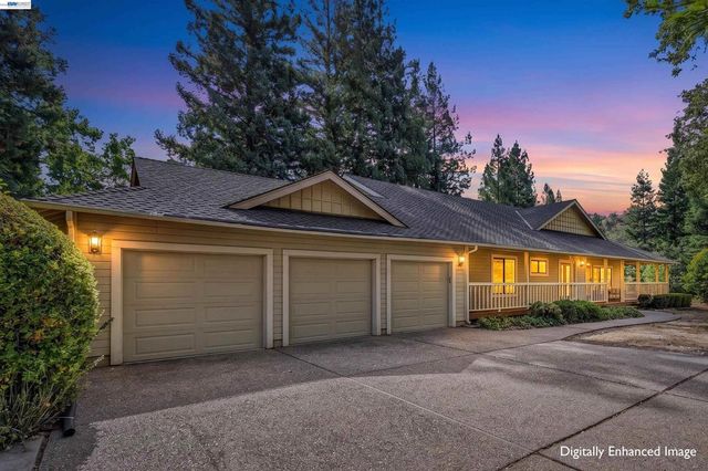 2280 Blackhawk Rd, Danville, CA 94506