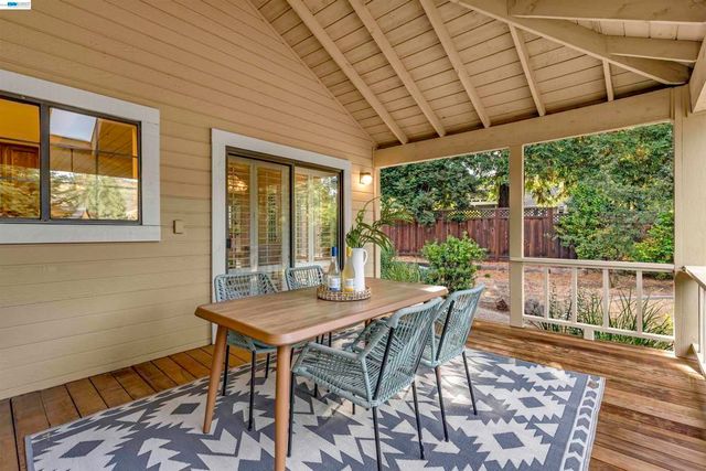 2280 Blackhawk Rd, Danville, CA 94506