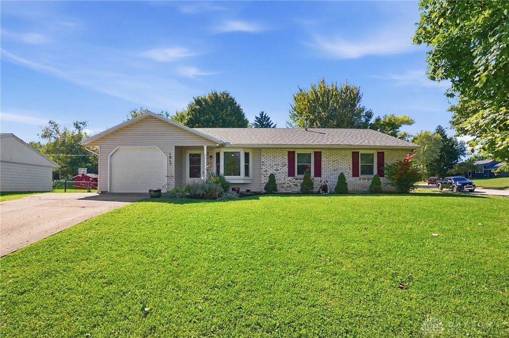 1817 Marinette Drive, Springfield, OH 45503