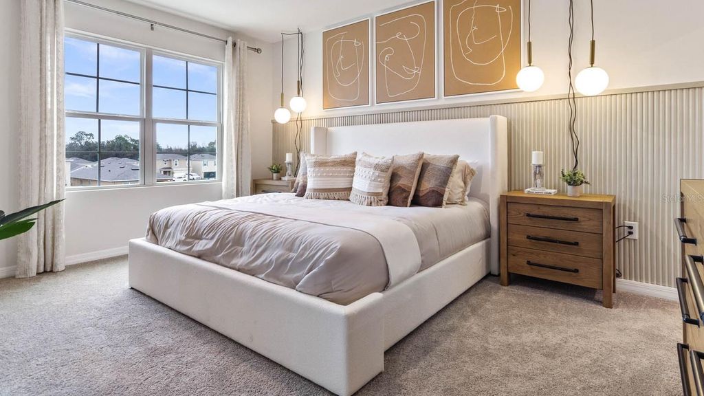 Image 18 of property listing at 939 SPOTTED EGRET LOOP, Ruskin, FL 33570