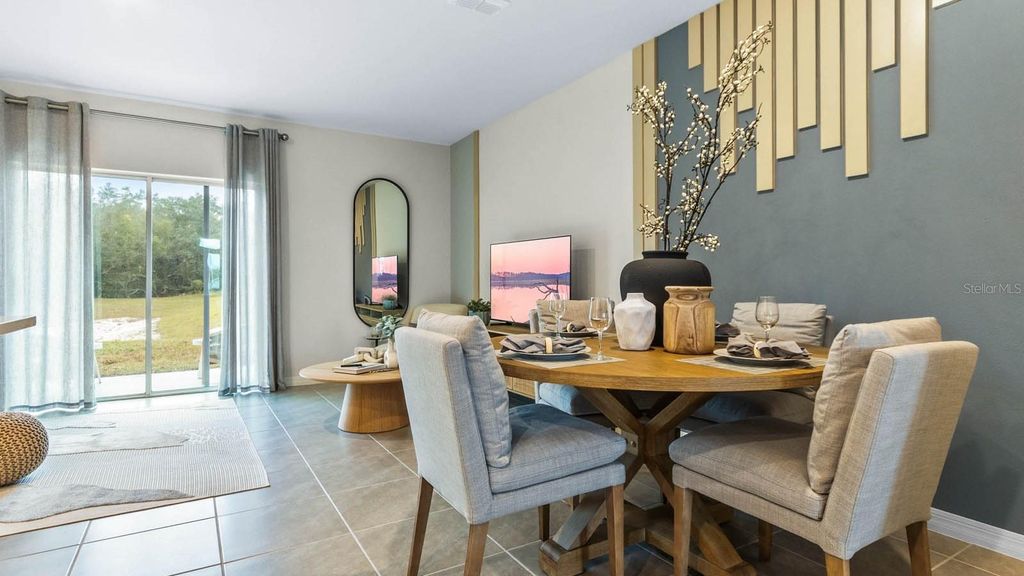 Image 10 of property listing at 939 SPOTTED EGRET LOOP, Ruskin, FL 33570