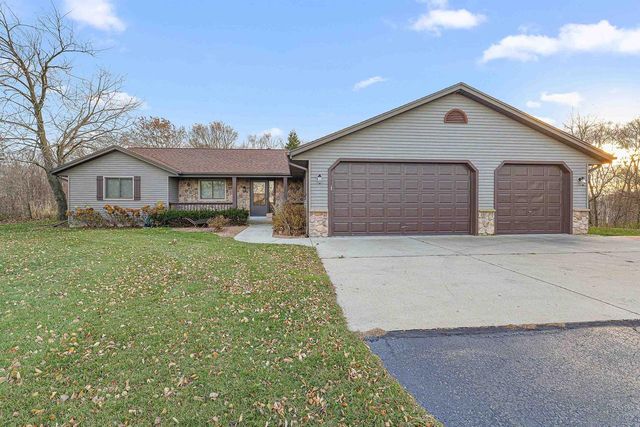 W9109 BRAZELTON DRIVE, Kewaskum, WI 53040