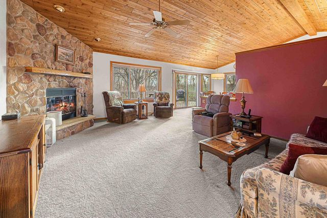 W9109 BRAZELTON DRIVE, Kewaskum, WI 53040