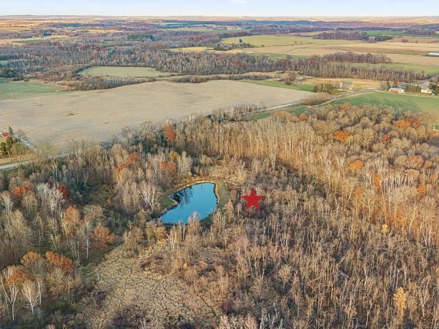 W9109 BRAZELTON DRIVE, Kewaskum, WI 53040