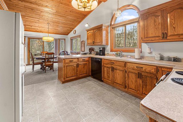 W9109 BRAZELTON DRIVE, Kewaskum, WI 53040