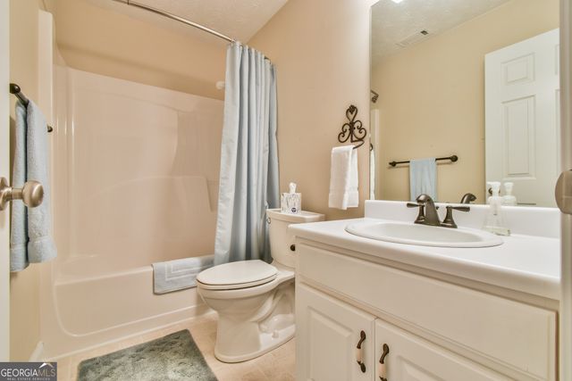 2044 Lantern Drive, Jefferson, GA 30549