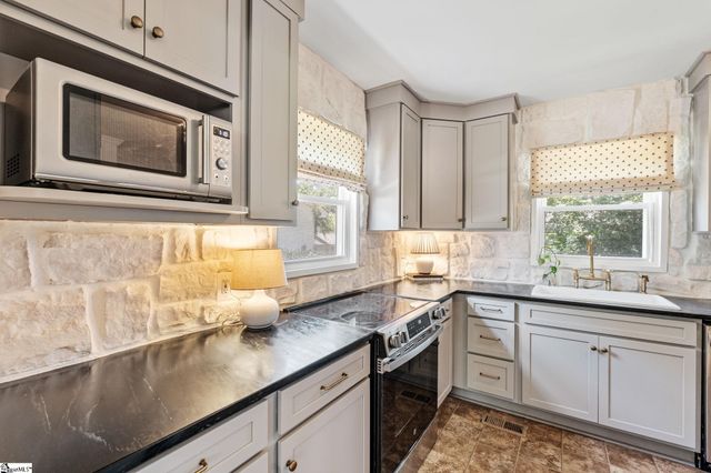208 Willow Springs Drive, Greenville, SC 29607