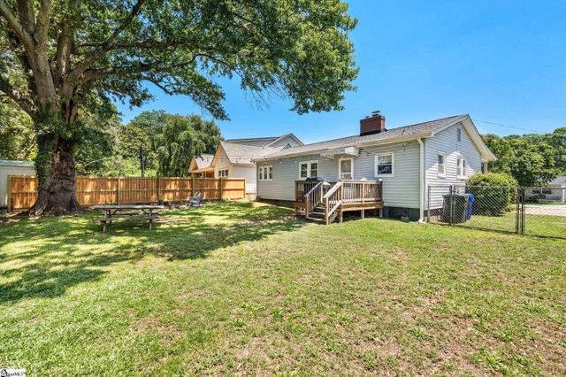 208 Willow Springs Drive, Greenville, SC 29607