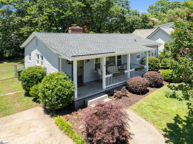 208 Willow Springs Drive, Greenville, SC 29607