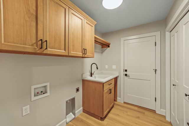 3938 S Glendora Dr, Spokane, WA 99223