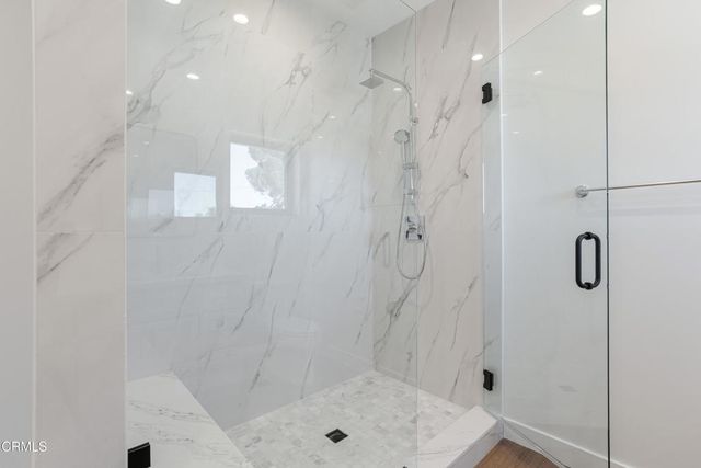 136 N Oakview Drive 101, Thousand Oaks, CA 91362