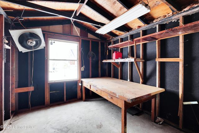 1682 Trigg St, Louisville, KY 40213