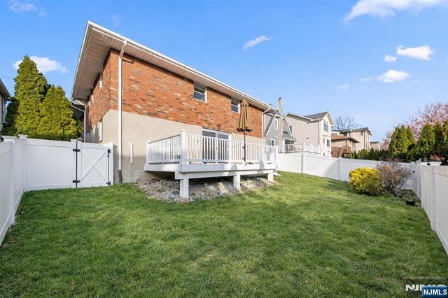 1128 Abbott Boulevard, Fort Lee, NJ 07024