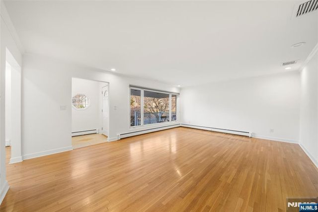 1128 Abbott Boulevard, Fort Lee, NJ 07024