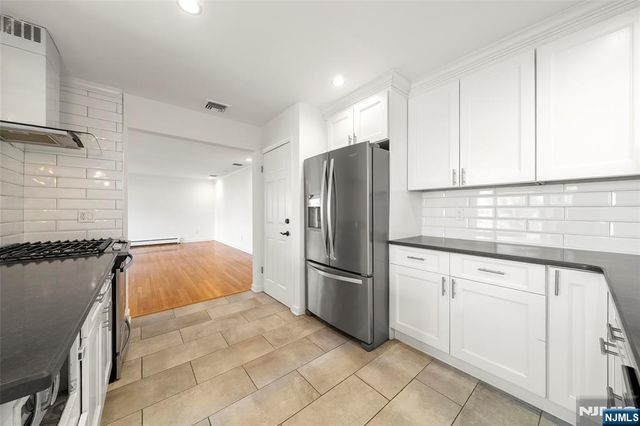 1128 Abbott Boulevard, Fort Lee, NJ 07024