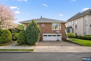 1128 Abbott Boulevard, Fort Lee, NJ 07024